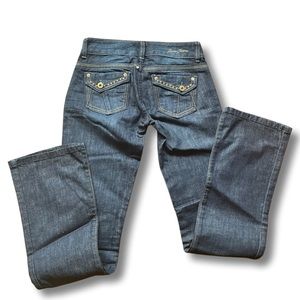 Vintage bedazzled guess jeans!! Super cute, also embroidered